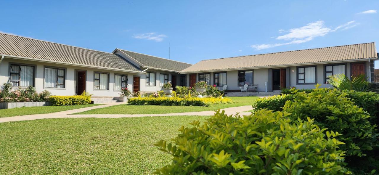 Vikamana Guest House Ulundi Ngoại thất bức ảnh